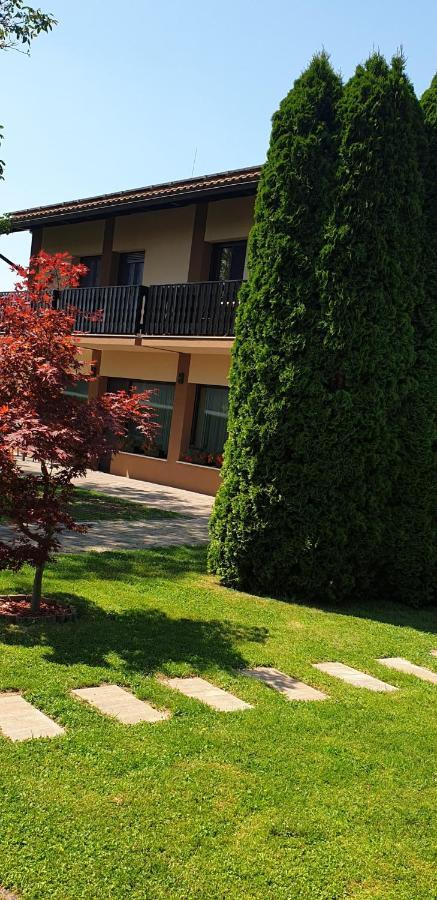 Apartments Ad Раденци Экстерьер фото